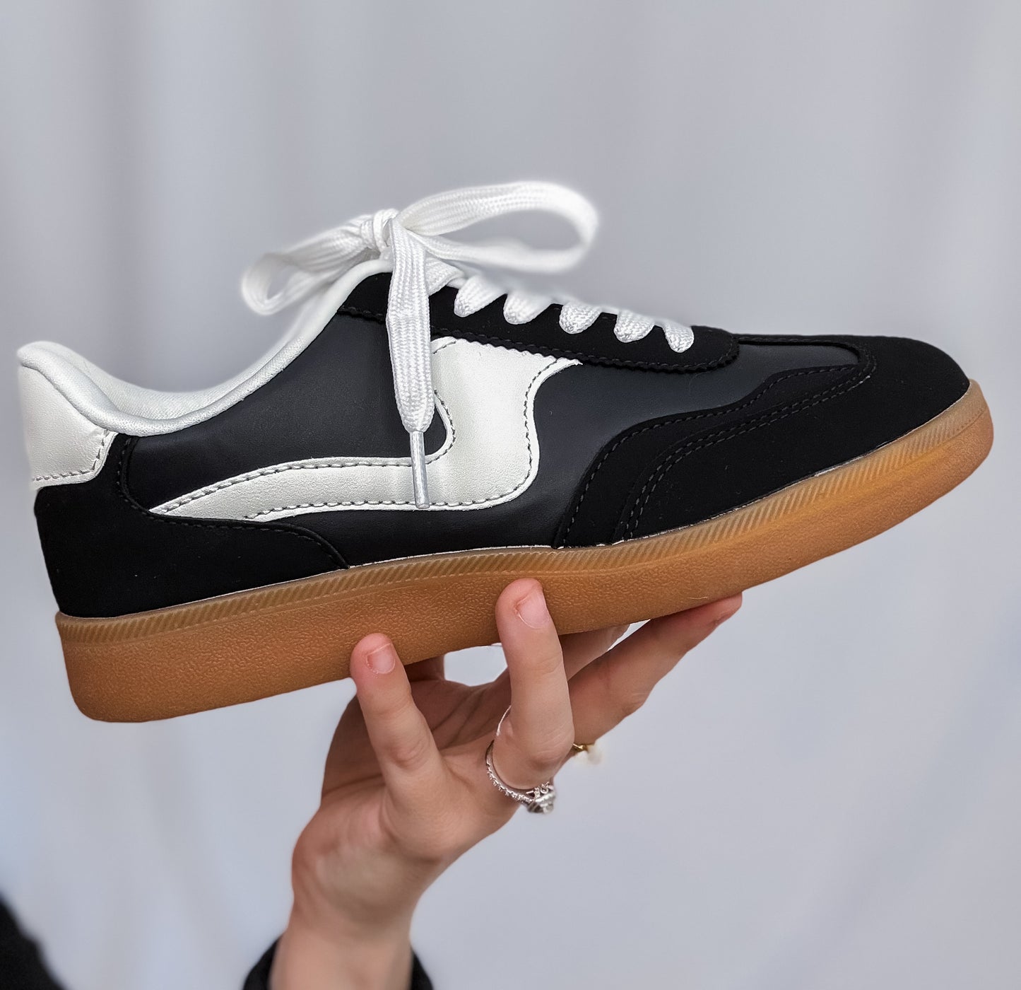 Roxie Sneaker